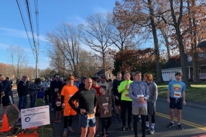 All the runners at the starting line
